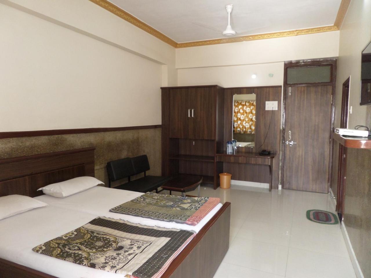 Hotel Padma Nashik Zewnętrze zdjęcie